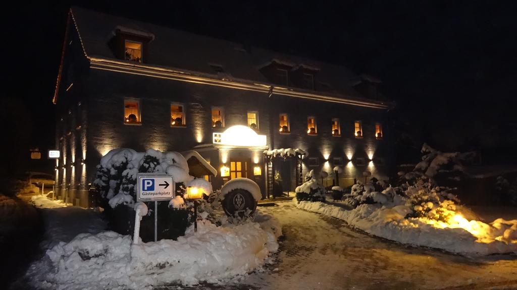 Logis L'Auberge Gutshof Bischofswerda Exteriör bild