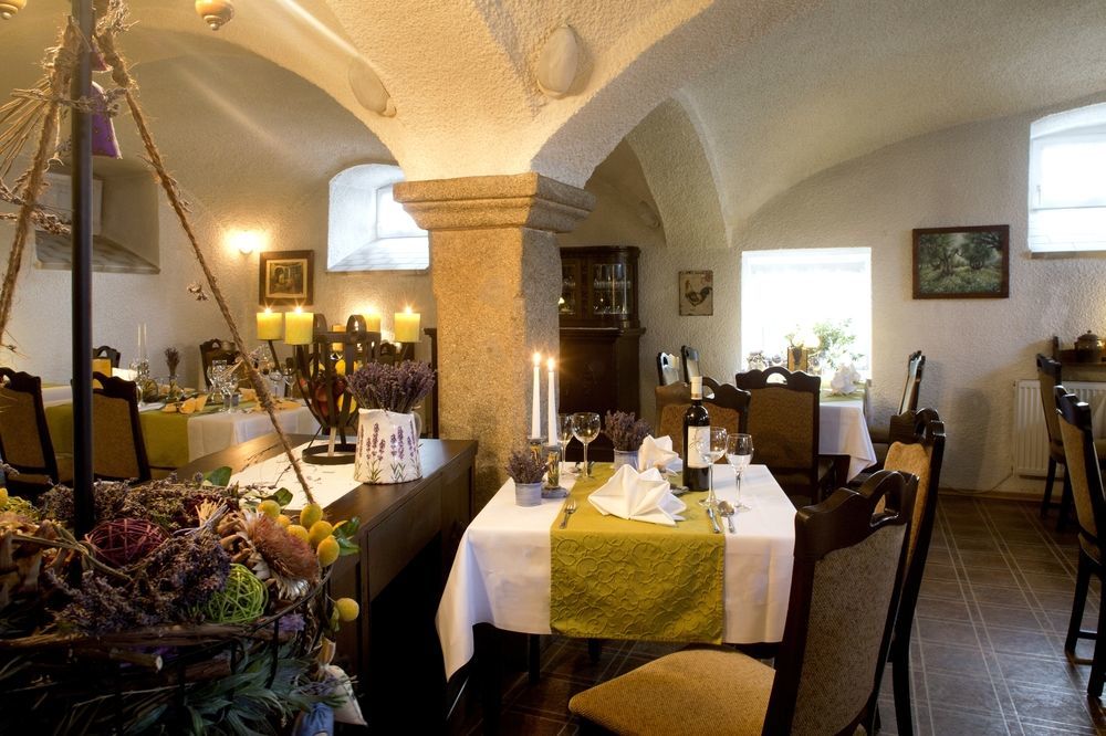 Logis L'Auberge Gutshof Bischofswerda Exteriör bild