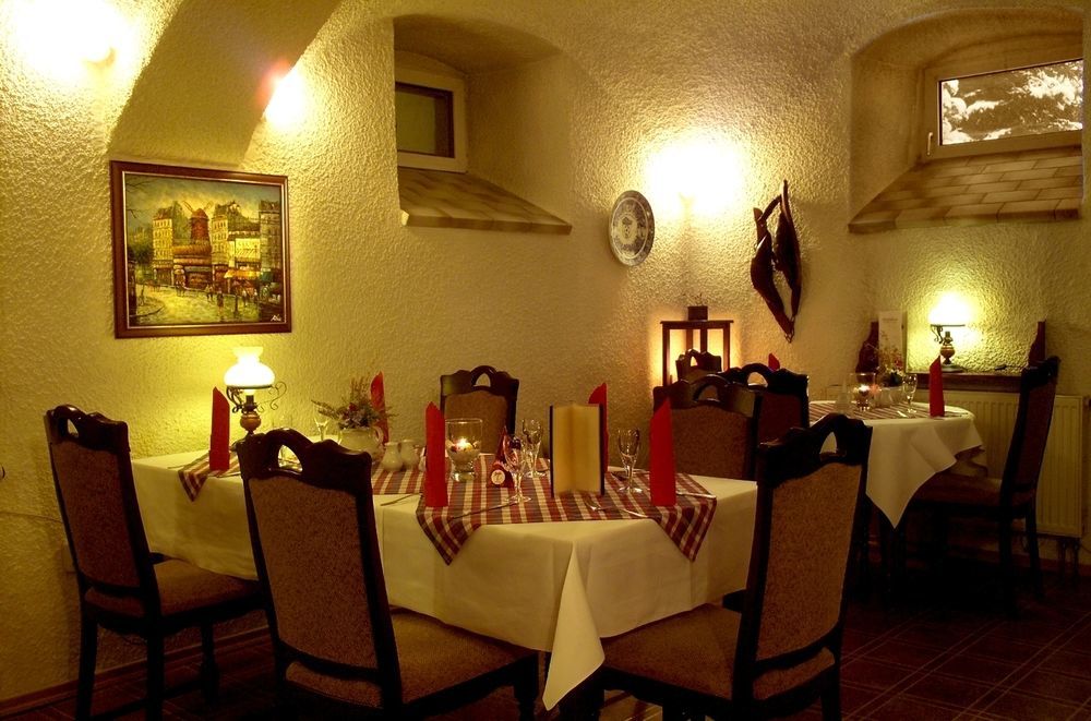 Logis L'Auberge Gutshof Bischofswerda Exteriör bild